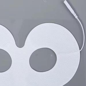 비직포 자착식 EMS 눈 마스크 커버 텐스 전극 패드  마사지기용 플러그 홀 포함