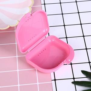 리테이너 케이스 마우스가드 교정용 틀니 보관함 통풍구가 있는 치아 박스