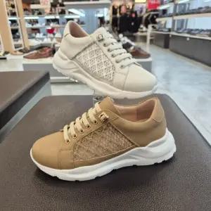 [엘칸토]엘칸토 HC11 양가죽 여성 스니커즈 N2M9U51J3Y3510 (49062679)