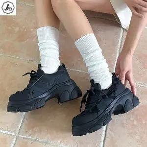 [애슬릿] 플랫폼 스니커즈 블랙 레이스업 키높이 통굽 단화 7cm