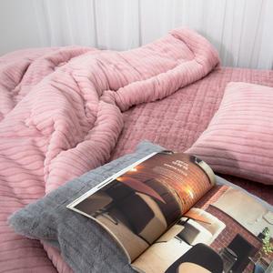 밍크 극세사이불 자체발열, 10mm 착번아웃 베베 차렵이불