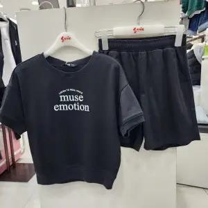 [소이]프리핏 레터링 맨투맨 셋업 24M0071_SC