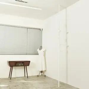 공간 활용 기둥 고정식 폴행거 1단