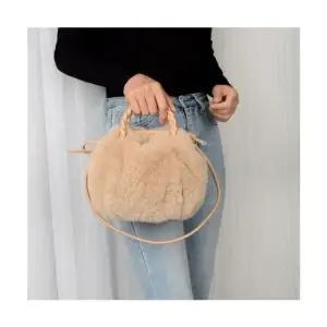 여성용 겨울 숄더 매듭 퍼 토트백 핸드 털가방 여성 미니 라탄 밀짚 여행용 여름 왕골 비치