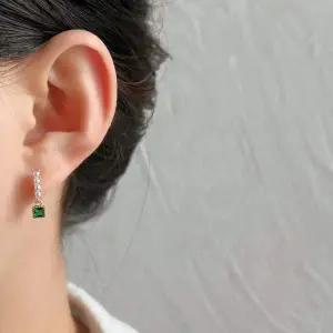 [콩심팥심]s925 그린 스퀘어 드롭 진주 쁘띠 귀걸이