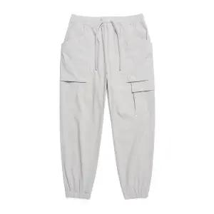 [내셔널지오그래픽] N242UPT940 데일리 경량 우븐 스트레치 카고 조거 팬츠 ICE GREY