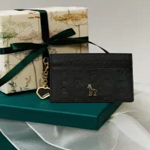 헤지스 액세서리 여성 25SS [스테디셀러] 블랙 로고패턴 소가죽 카드지갑 WIHO5E515BK