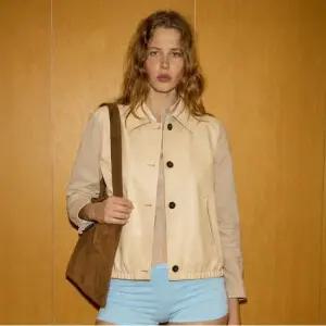 [최초가329 000]이태리 소프트 램스킨 셔츠 베스트_SOVS260102