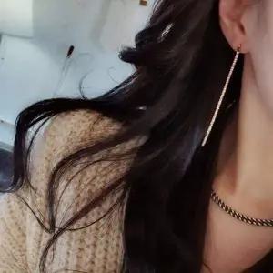 [골드스마일]SE152 여성 컷팅 드롭 실버 이어링 데일리 은귀걸이 (실버 925)