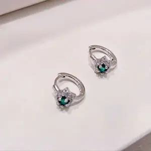 [골드스마일]S772 여성 블링블링 별빛 에메랄드 포인트 별 디자인 귀걸이 실버925