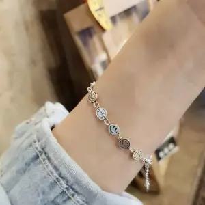 [골드스마일]SS3018 여성 스마일 팔찌 캐주얼 디자인 포인트 데일리 은팔찌 실버925