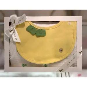 [에뜨와](광주신세계) (출산백일선물)데니반소바디수트X턱받이세트 (07T084201S1)