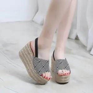 뮬블로퍼 여성 키높이 슬링백힐 웨지굽 슬링백 샌들 9cm