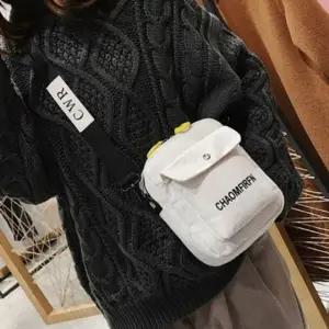 WL 초등학생 핸드폰 가방 캔버스가방 분리형 스트랩 어린이 생일선물 키즈슬링백 키즈백