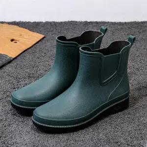 [옷자락]남자 첼시 컨템포러리 미니멀리즘 3컬러 안전화 자수 레인부츠