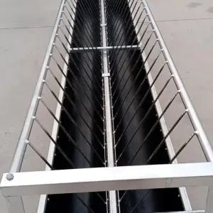 염소 먹이통 가축 양식장 건초 여물 공급 배식 사료통