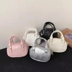 여친 봄 솔리드 트렌드 크로스백 미니백 슬림핏 겸 패피1