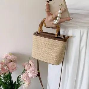 [라일리] Rly 대나무 스퀘어 여름백 왕골 미니 트랩 크로스백