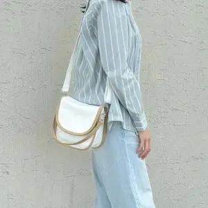 캐주얼 반달 크로스백 토트백 여성 숄더백 데일리백 에코백