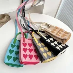 니트백 토트백 러블리 하트패턴 미니백 니트크로스백 정장백팩