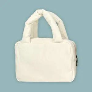 손가방 가벼운 패딩 토트 백 데일리 손 가방 아이보리 여성토드백