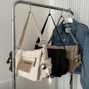 페이퍼 패치 메신저백 ELG160 남성 패션 미니백 캐주얼 160 힙색겸용백 사이드백 허리쌕