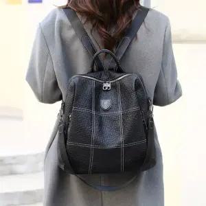 인조가죽 스티치 블랙 백팩 여성백팩 데일리 외출 여자백팩 엄마가방 데일리백팩