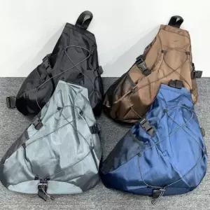 남성 수납력 좋은 슬링백 메신저백 가벼운 가방 4색 트렌디슬링백 빅사이즈슬링백