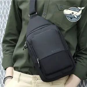 다용도 수납 편리한 남성 크로스바디백 검정색 남자힙색 미니힙색 러닝백