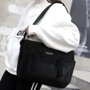 대학생 책가방 메신저백 남여공용 크로스백 보조가방 학생크로스바디백 웨스트백