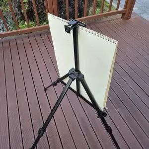 휴대용 접이식 캔버스 이젤 블랙 거치대 미니 휴대형 화방용품 미술 3단 3접이 보드 보드판