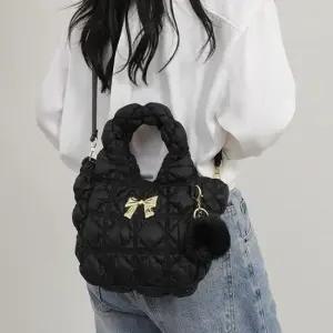 CH0728Y) 캐주얼 캐주얼 여행 백팩 직장인 패션잡화 여대생 쉬즈엘 중학생 CH 학생백팩