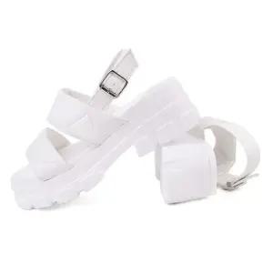 여자 키높이 스트랩 샌들 여름 외출 통굽 슬리퍼 슈즈 여자여름샌들 여자샌들 여름샌들