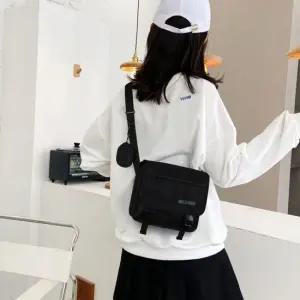 가벼운 편한 메쉬포켓 스퀘어 메신저백 크로스백 가방 미니크로스백 캔버스백 빅크로스백