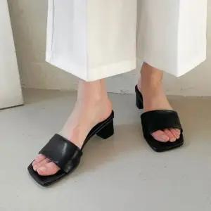 무지 슬리퍼 스퀘어코 미들굽 여름 청바지 원피스코디 여성슬리퍼 여름슬리퍼