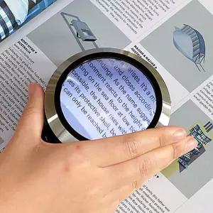 LED확대경 휴대용돋보기 부모님 노안 독서용 용돋보기 LED 휴대용 고배율 책돋보기 조명