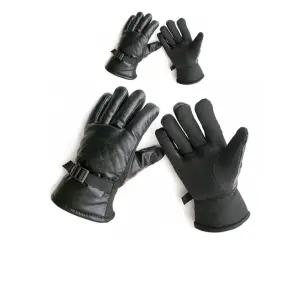 가죽 질감이 부드러운 겨울용 방한 라이딩 장갑 X 2개 오토바이 토시 바이크 용오토바이