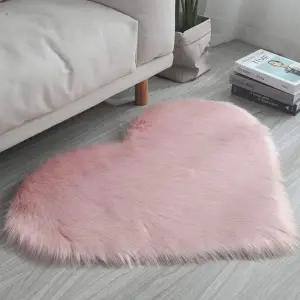 하트 패턴 거실 발매트 인테리어 카페트 러그 장모 실내매트