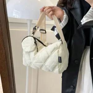 영캐주얼 퀼티드 원형파우치 세트 여성 크로스백 퀼팅가방 여성캐주얼가방