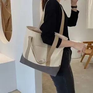 심플한 여성 캔버스백 쇼퍼백 밑단배색 지퍼 숄더백 미니숄더백 미니토트백 버킷백