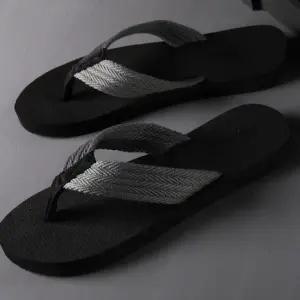 남성 비치 학생 슬리퍼 여름 스타일 쪼리 코디 발편한남자슬리퍼 발바닥편한슬리퍼