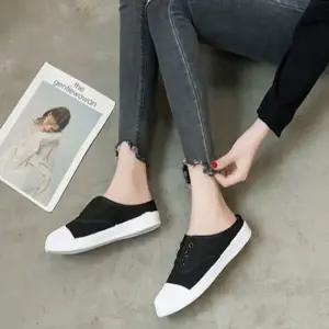 뮬샌들 여자 스니커즈 블로퍼 4컬러 배색 단화 캐주얼 캐주얼신발