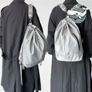 가볍고 실용적인 탈부착 스트랩 백팩 멀티숄더 학생백팩 회사원백백 직장인백팩