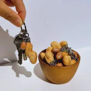 [셀러에이드]송마트 땅콩모양 키링 열쇠고리 키홀더 귀여운 고소한 우도 땅콩