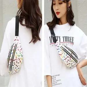 여자 나비 홀로그램패턴 힙색 미니힙색 여행 보조가방