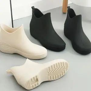 [하프클럽/]여성 캐주얼 장화 로우 방수 레인부츠 우의 패션