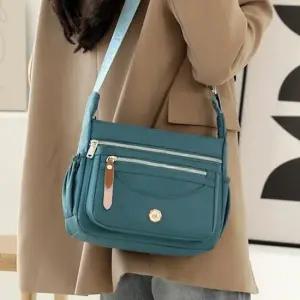 더블지퍼 데일리 전면 스트랩조절 크로스백 경량원단 6SS 수납분리 포켓