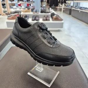 [엘칸토]엘칸토 HC11 소가죽 남성화 P5J5U6Y1319 (49185049)