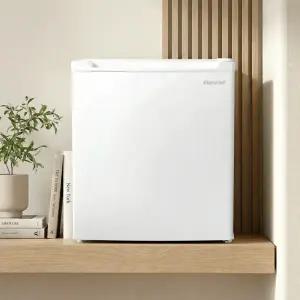 (최대혜택 96,030) 캐리어 미니 원도어 냉장고 47L KRDO47WLH1 화이트