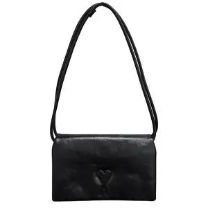 [아미][명품] 아미 26SS 하트 로고 카우하이드 가죽 Voulez Vous 스트랩 지갑